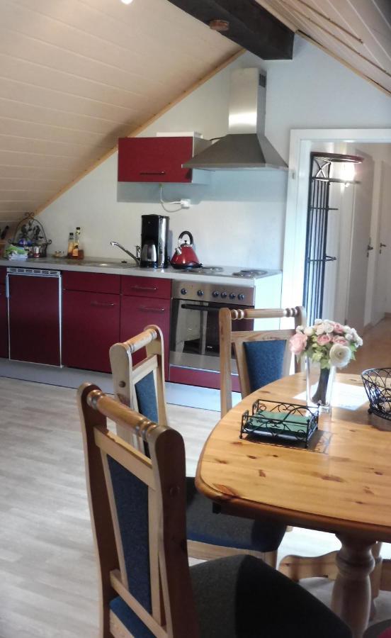 Ferienwohnung Mit Moselblick Piesport Exterior photo